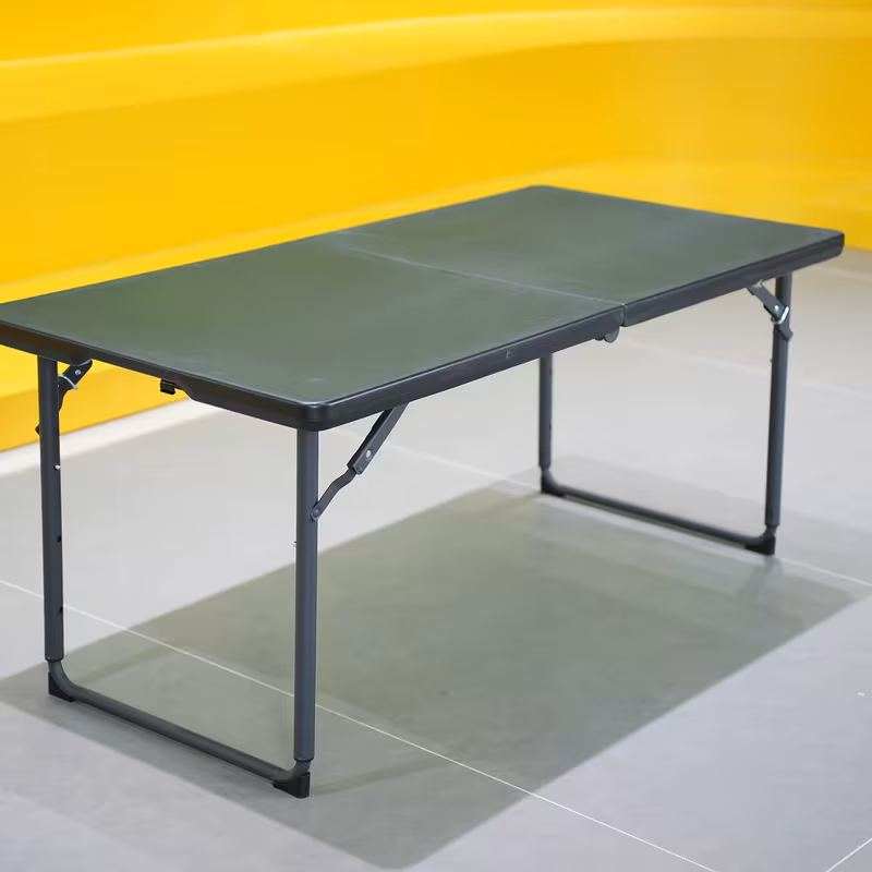 4ft/6ft Klappbarer Campingtisch aus Kunststoff – für Drinnen & Draußen