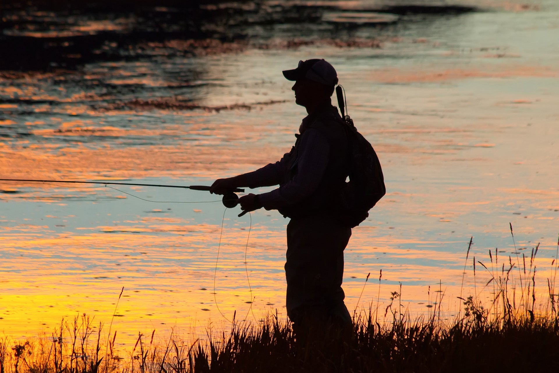 Hares Ear Parachute Classic Dry Fly - 6 Flies Hook Size 10