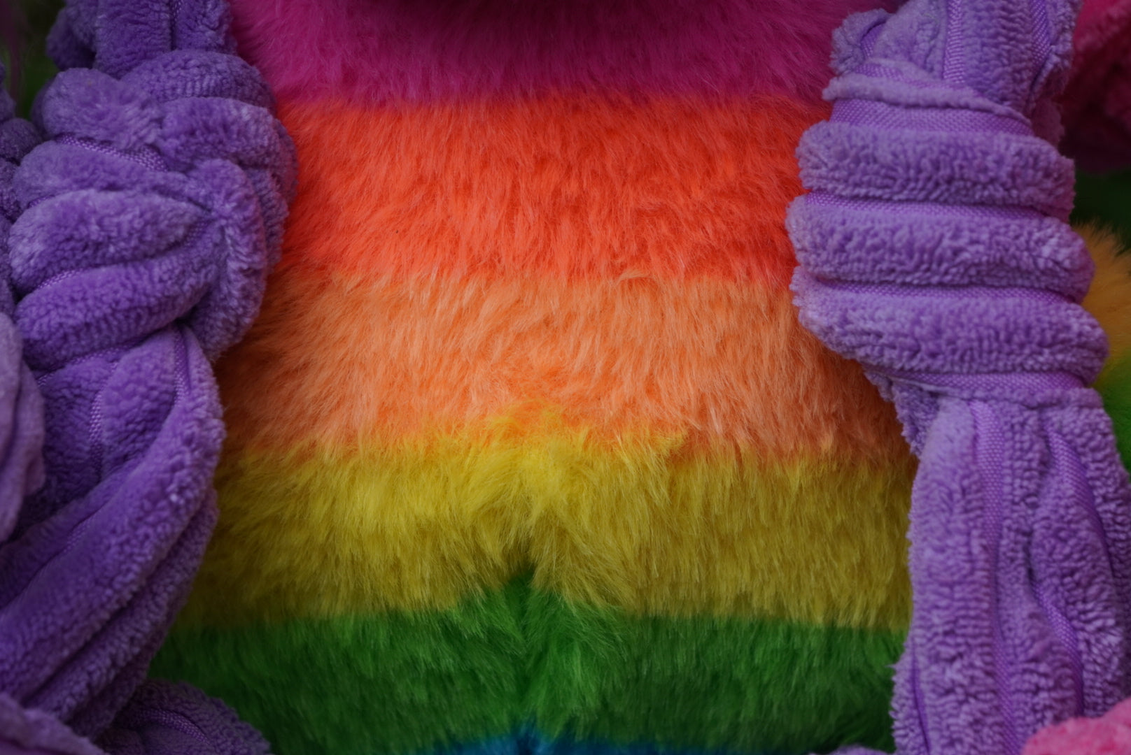 Regenbogen-Einhorn Knottie® Plüsch-Hundespielzeug