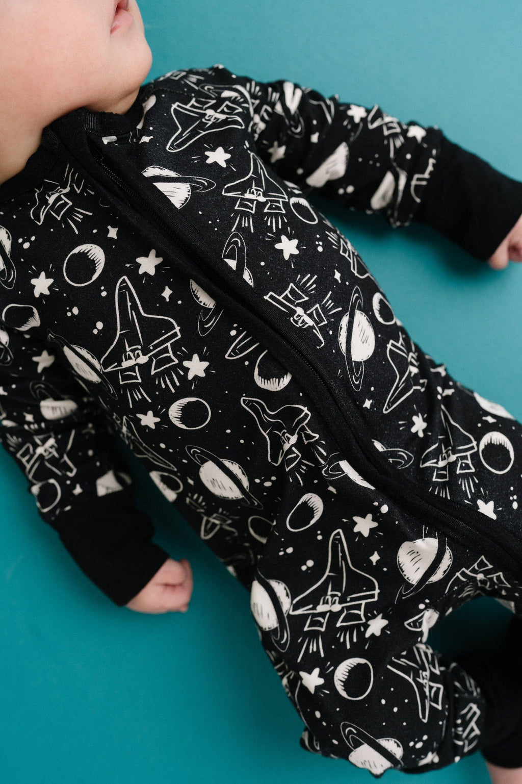 Bambusschlafsack mit Weltraum-Motiv